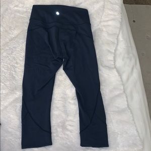 Navy Lulu Lemon leggings